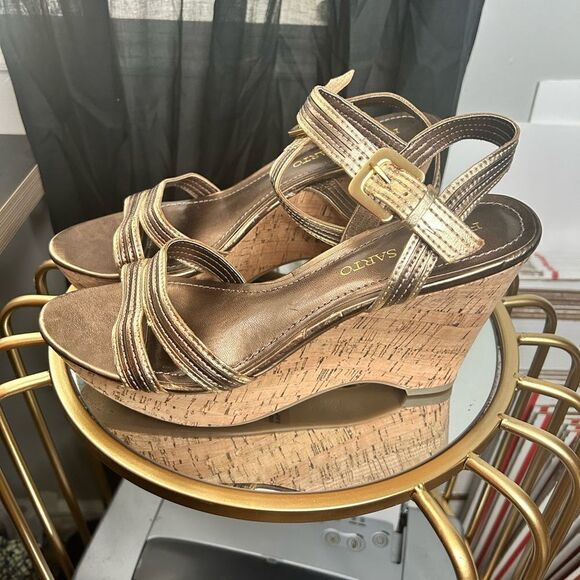 Franco Sarto Florna Metallic Wedge Sandals - Picture 1 of 4